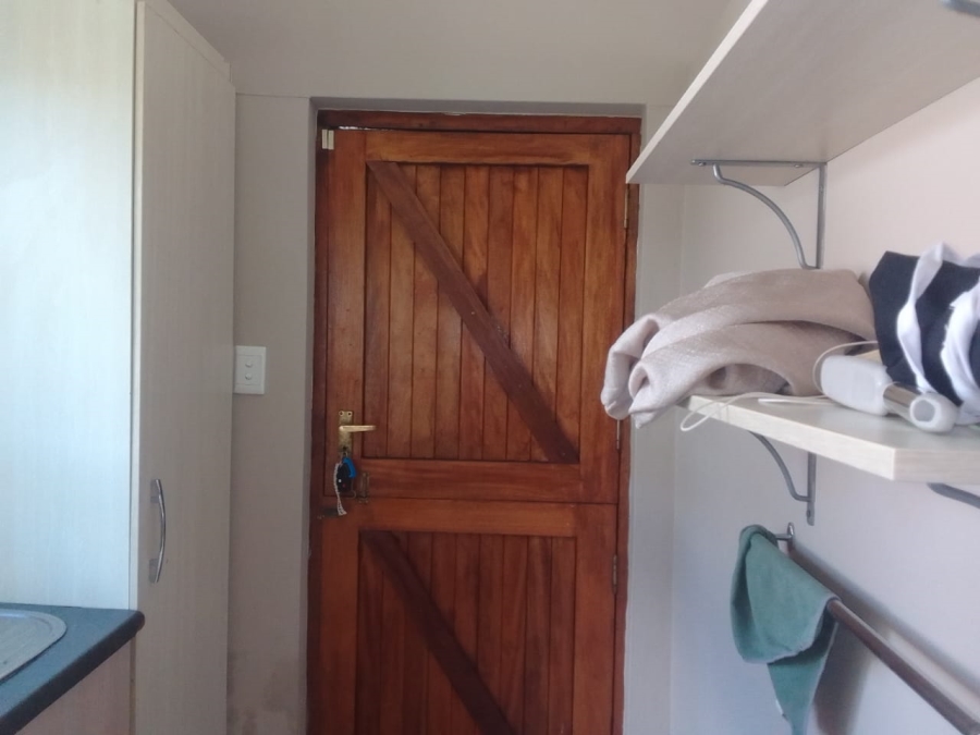 To Let 4 Bedroom Property for Rent in Nahoon Eastern Cape